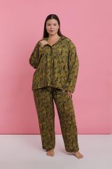 Akbeniz Kadın Büyük Beden Tropikal Yaprak Desenli Düğmeli Pijama Takımı