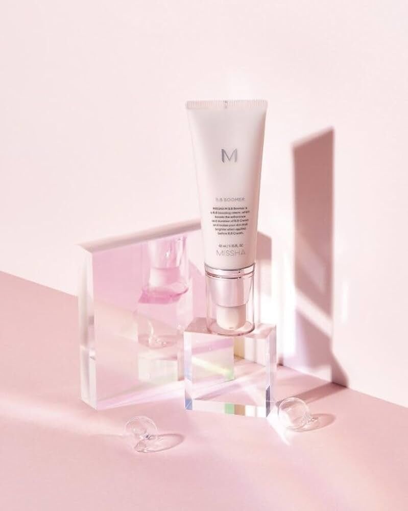 MISSHA Işıltılı Ve Aydınlık Görünüm Sağlayan Makyaj Bazı M B.b Boomer 40 ml