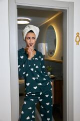 Akbeniz Kadın Zümrüt Yeşili Kalp Desenli Düğmeli Pamuklu Pijama Takımı