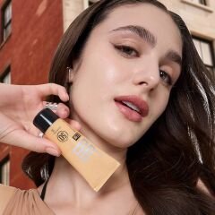 Maybelline New York Fit Me Nude Cilt Bakımı Etkili Nemlendirici SPF50 BB Krem - 50