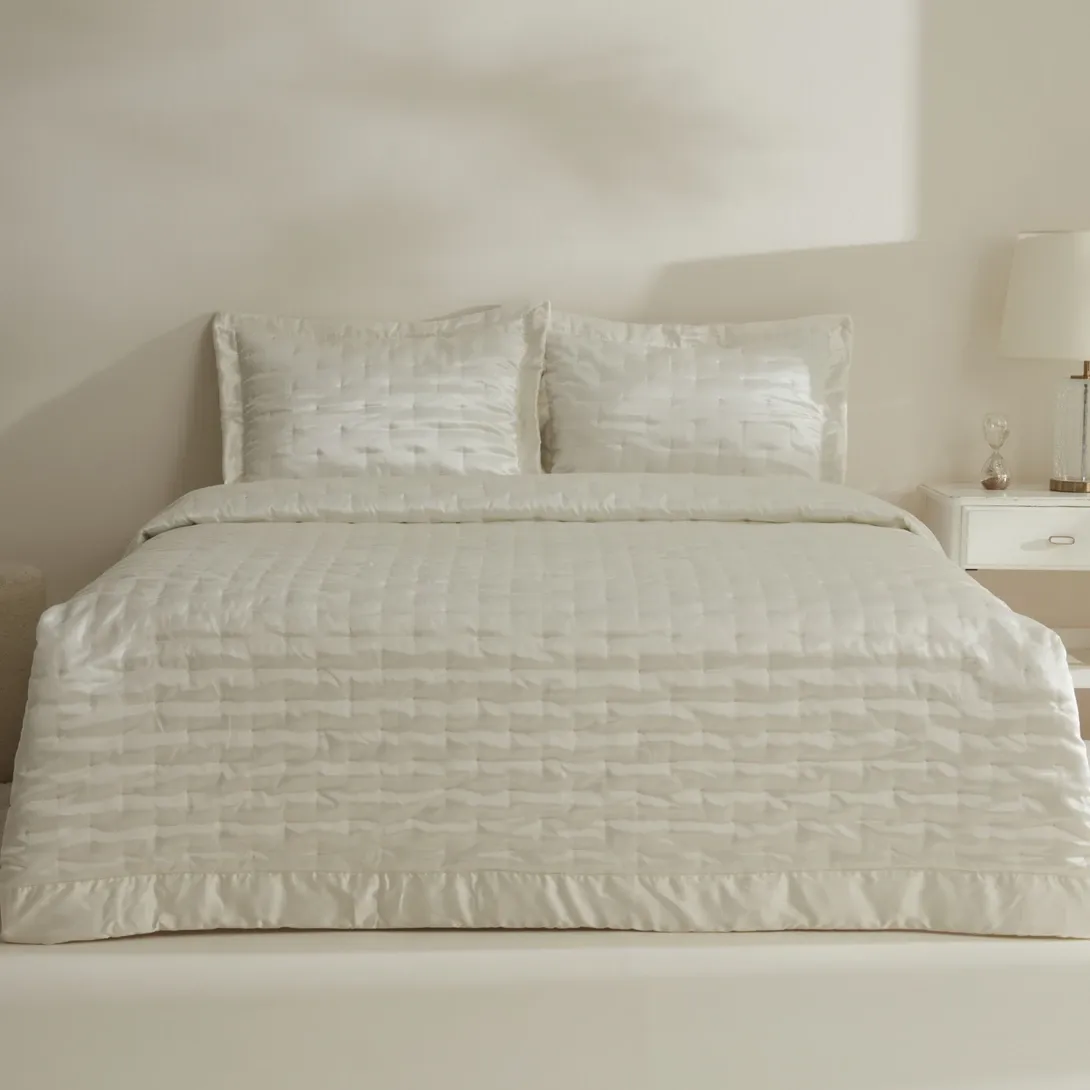 Karaca Home Glamour Çift Kişilik Yatak Örtüsü Beyaz