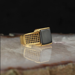 14 Ayar Altın Oniks Taşlı Erkek Yüzük