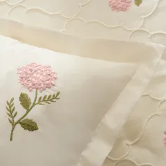 Karaca Home Hilary Çiçek Nakışlı Çift Kişilik Pike/Yatak Örtüsü Takımı Pudra