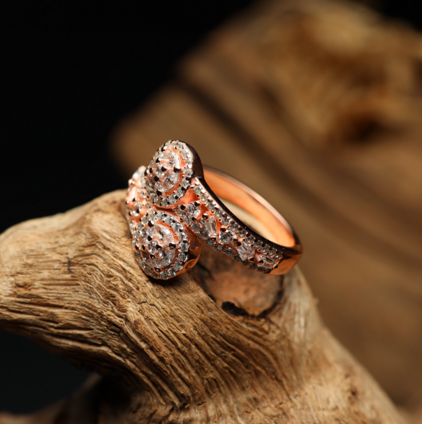 Gümüş zirkon taşlı Denge model rose gold trend bayan yüzük takı