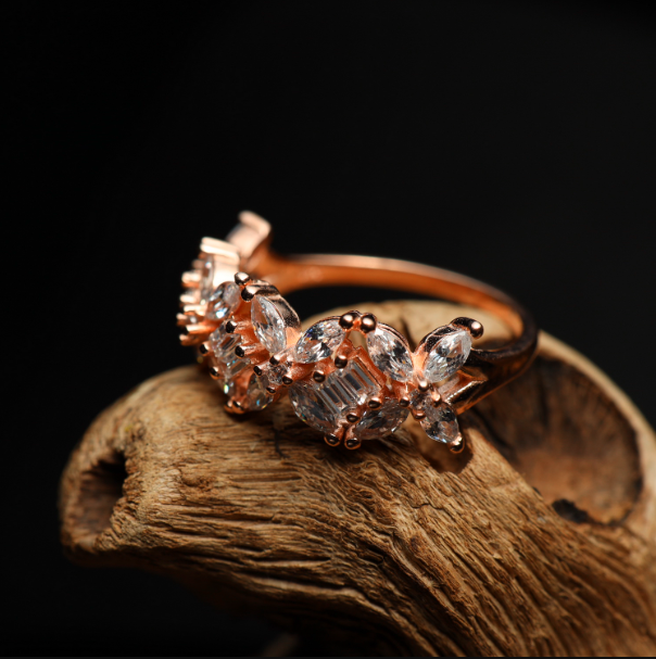 Gümüş baget zirkon taşlı Çiçek model rose gold trend bayan yüzük takı