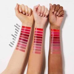 Maybelline New York Super Stay Vinyl Ink Uzun Süre Kalıcı Likit Parlak Ruj 15 Peachy