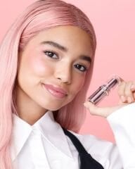 L'ORÉAL PARIS Glow Paradise Balm-in-Lipstick Işıltı Veren Ruj 112 Pastel Exaltation