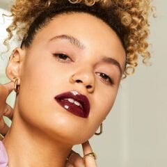 Avon Ultra Color Lip Gloss Besleyici Dudak Parlatıcısı Wisteria Glow