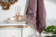 DAMASK BORDÜRLÜ DESEN HAVLU MÜRDÜM 70X140CM