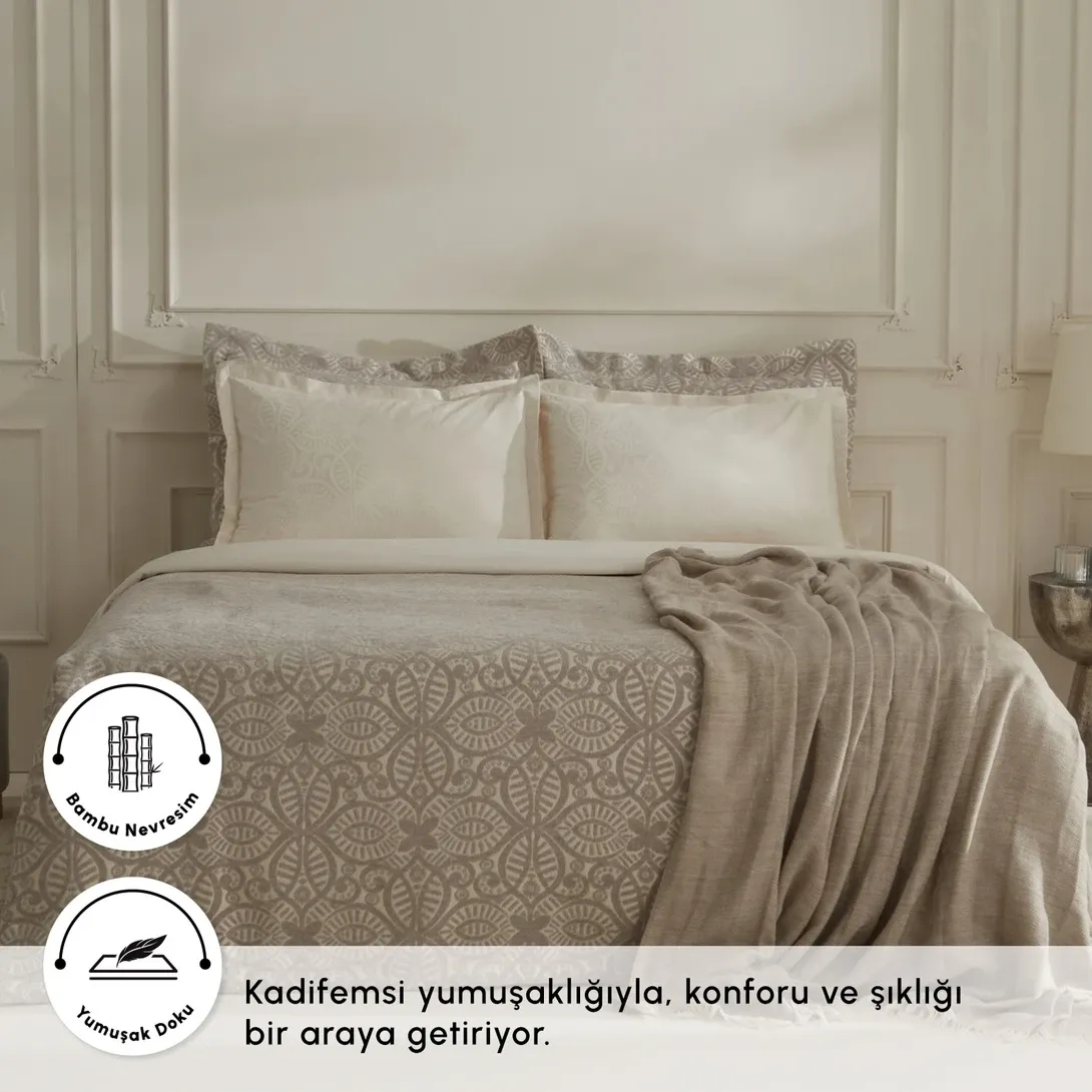 Karaca Home Megan 8 Parça Çeyiz Seti Gümüş