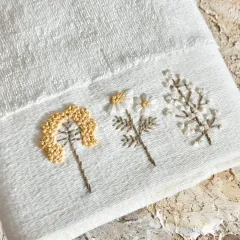 Karaca Home Comfort Touch Nakışlı %100 Pamuk Havlu Beyaz