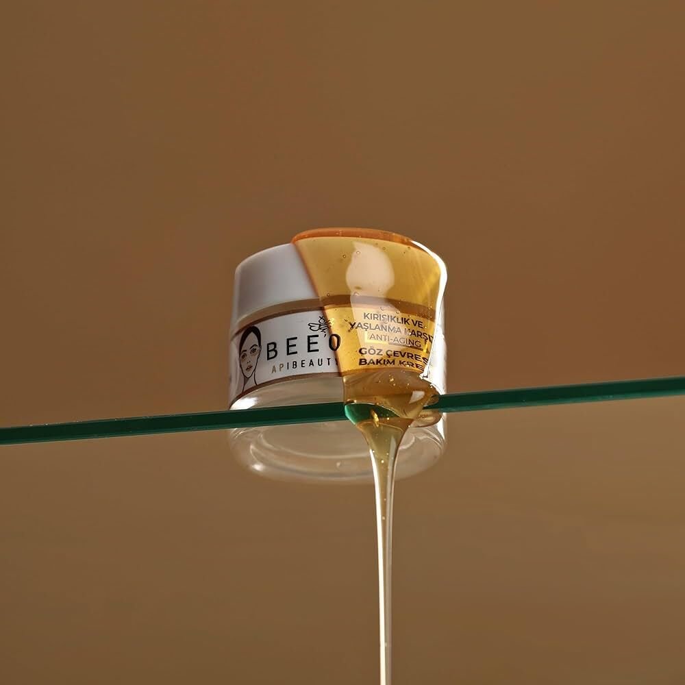Bee'o Arı Zehirli Propolisli Arı Sütlü Yaşlanma Karşıtı Göz Çevresi Bakım Kremi, 15 ml