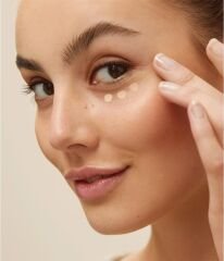 NIVEA Hyaluron Cellular Filler Renkli Göz Bakım Kremi 15 ml, Orta Ton, Göz Altı Kapatıcısı, Nemlendirici