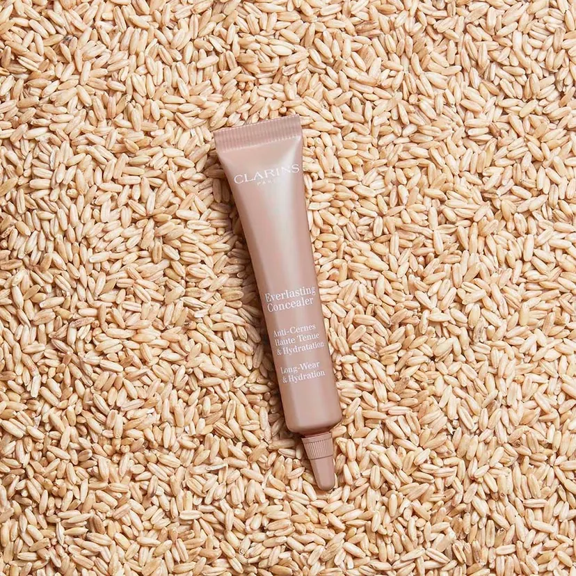 Clarins Everlasting Concealer Kapatıcı 02 Light Medium 12 ml