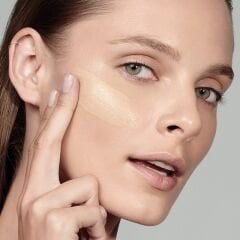 Futurist Hydra Rescue Nemlendirici Fondöten SPF 45