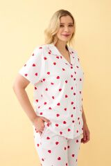 Akbeniz Kadın Beyaz Kırmızı Kalp Desenli Önden Düğmeli Büyük Beden Pijama Takımı