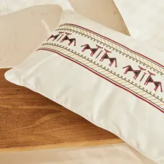 Karaca Home X Arslantepe Melid Bordo Nakışlı Kırlent 35x55